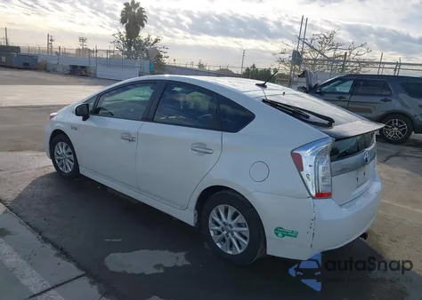 2014 Toyota Prius Plug-In из США, поврежденный, VIN JTDKN3DP8E3055532